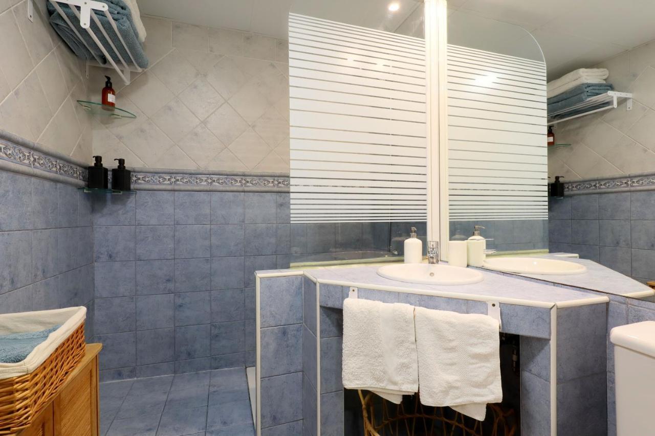 Apartamento Nuevo-Junto A Mezquita กอร์โดบา ภายนอก รูปภาพ